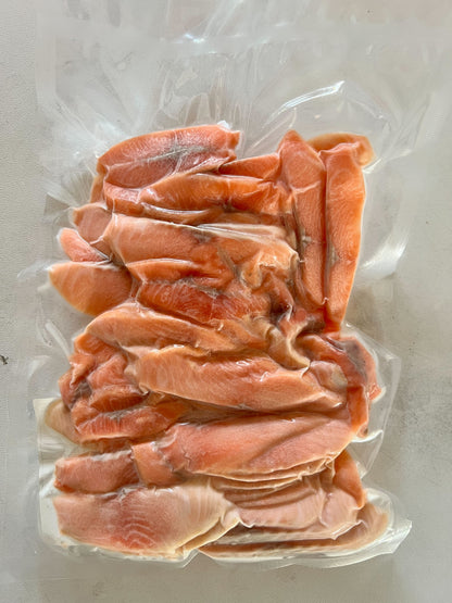 本桜鱒のスモークサーモン（切り落とし300g）
